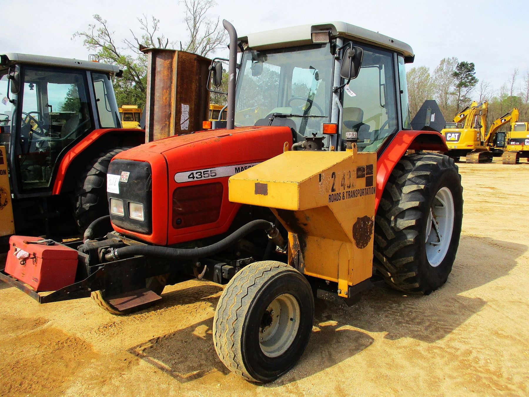 2002 MASSEY FERGUSON 4355 FARM TRACTOR, VIN/SN:L37024 - 2 REMOTES, SIDE ...