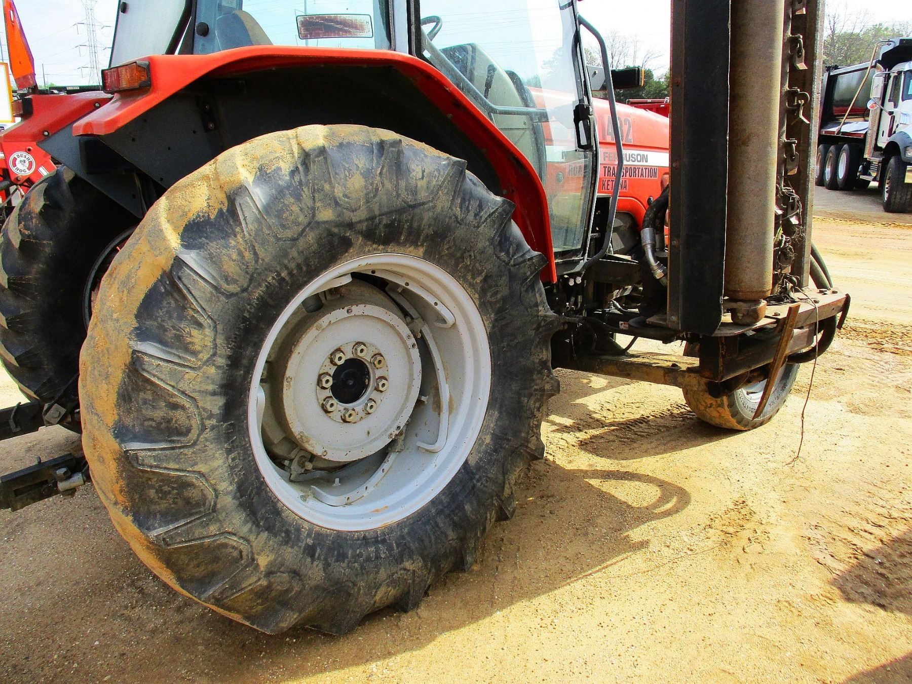 2002 MASSEY FERGUSON 4355 FARM TRACTOR, VIN/SN:L37024 - 2 REMOTES, SIDE ...