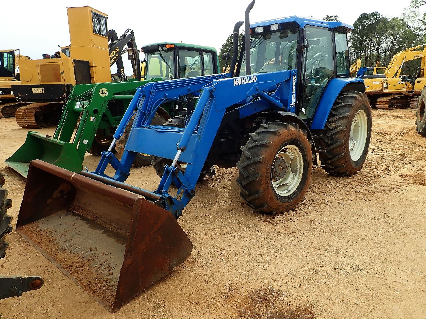 NEW HOLLAND TS110 FARM TRACTOR, VIN/SN144988BX618 MFWD, 3 PT, PTO, 4