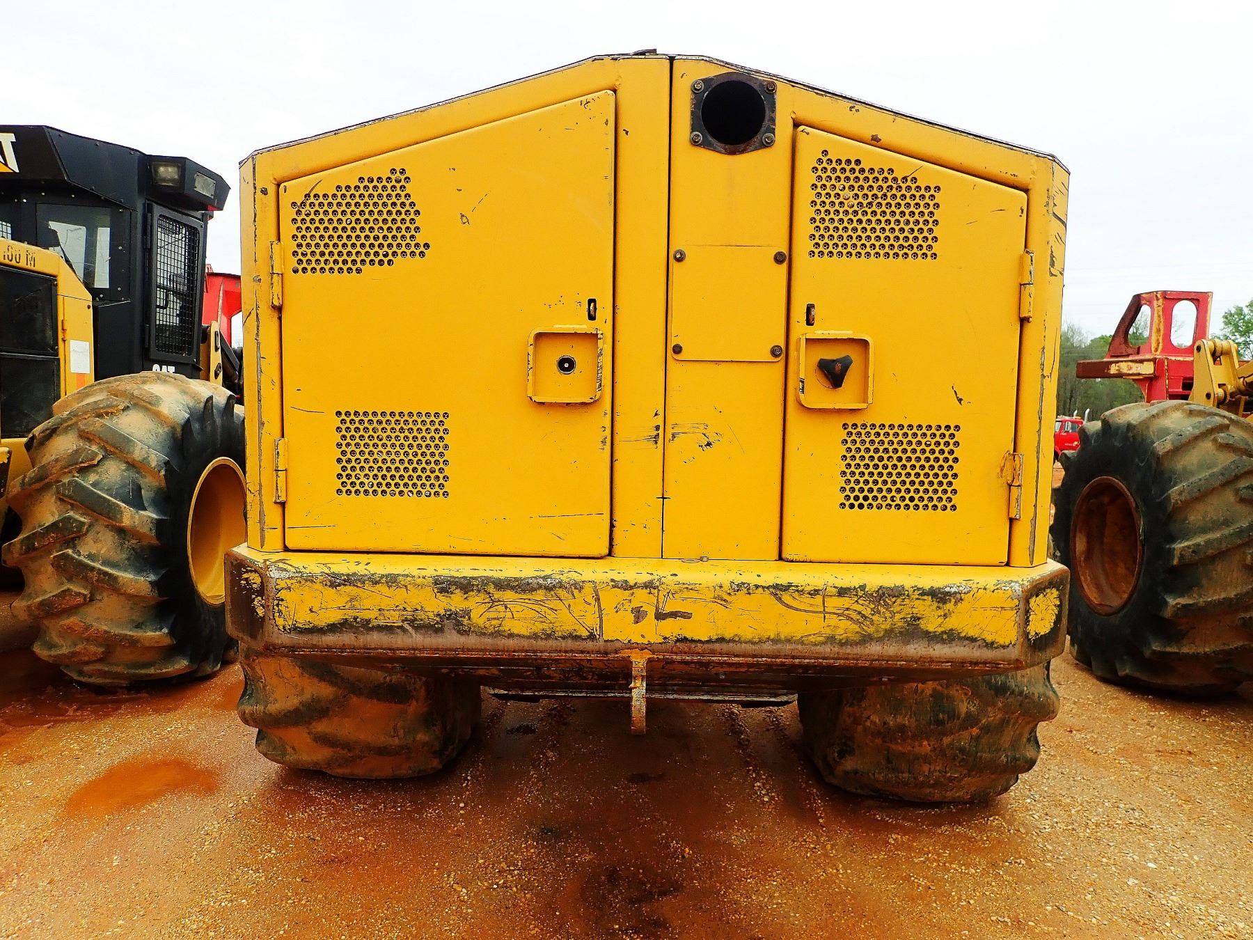 2014 CAT 573C FELLER BUNCHER, VIN/SN:7300116 - CAT SC57 SAW HEAD, CAB ...