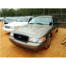 2005 FORD CROWN VICTORIA VIN/SN:2FAHP71WX5X175686 - V-8 ENGINE, AUTO, ODOMETER READING 240,603 MILES