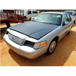 2001 FORD CROWN VICTORIA VIN/SN:2FAFP71W11X183497 - V-8 ENGINE, A/T, ODOMETER READING 128,707 MILES 