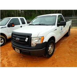 2010 FORD F150 XL PICKUP, VIN/SN:1FTMF1CW5AKE62310 - GAS ENGINE, A/T, ODOMETER READING 342,943 HOURS