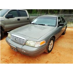 2004 FORD CROWN VICTORIA VIN/SN:2FAFP73W44X127958 - GAS ENGINE, A/T, ODOMETER READING 173,209 MILES 