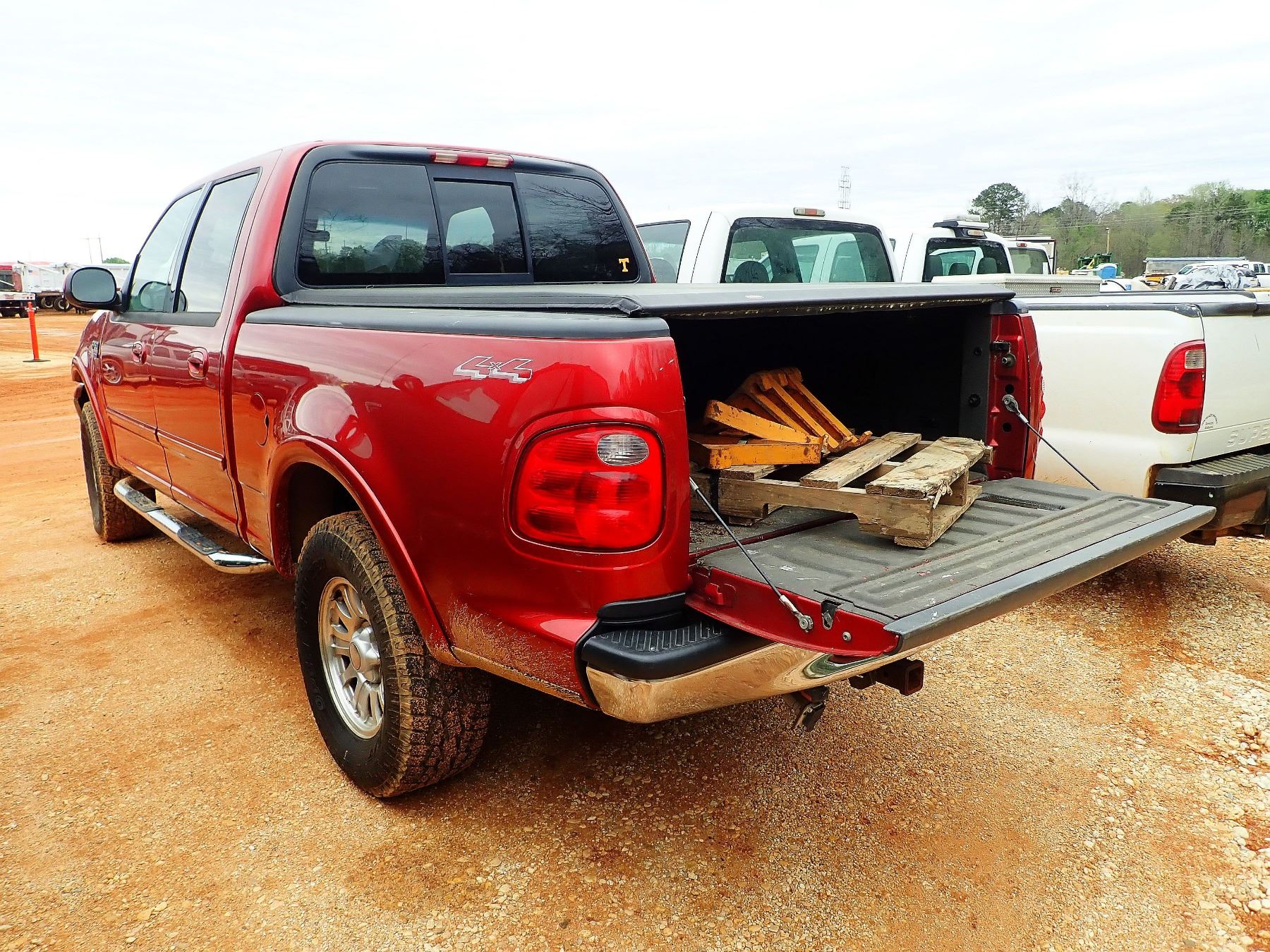 2001 FORD F150 XLT PICKUP, VIN/SN1FTRW08L61EK94746 4X4, CREW CAB, V8