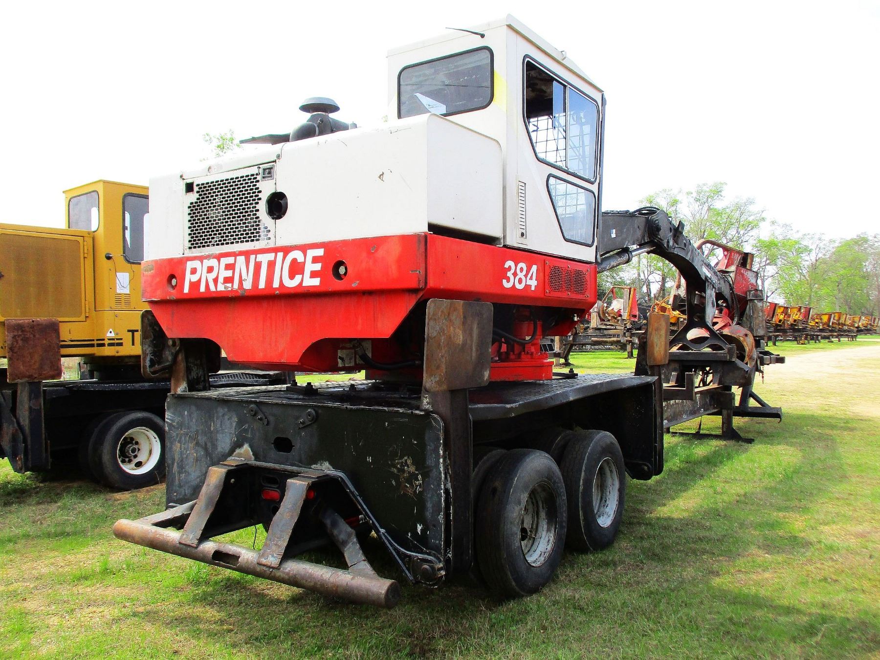 PRENTICE 384D LOG LOADER, VIN/SN:62904 - CAB, A/C, CTR DELIMBER, MTD ON ...