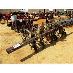 JOHN DEERE 2 ROW CULTIVATOR (C-3)