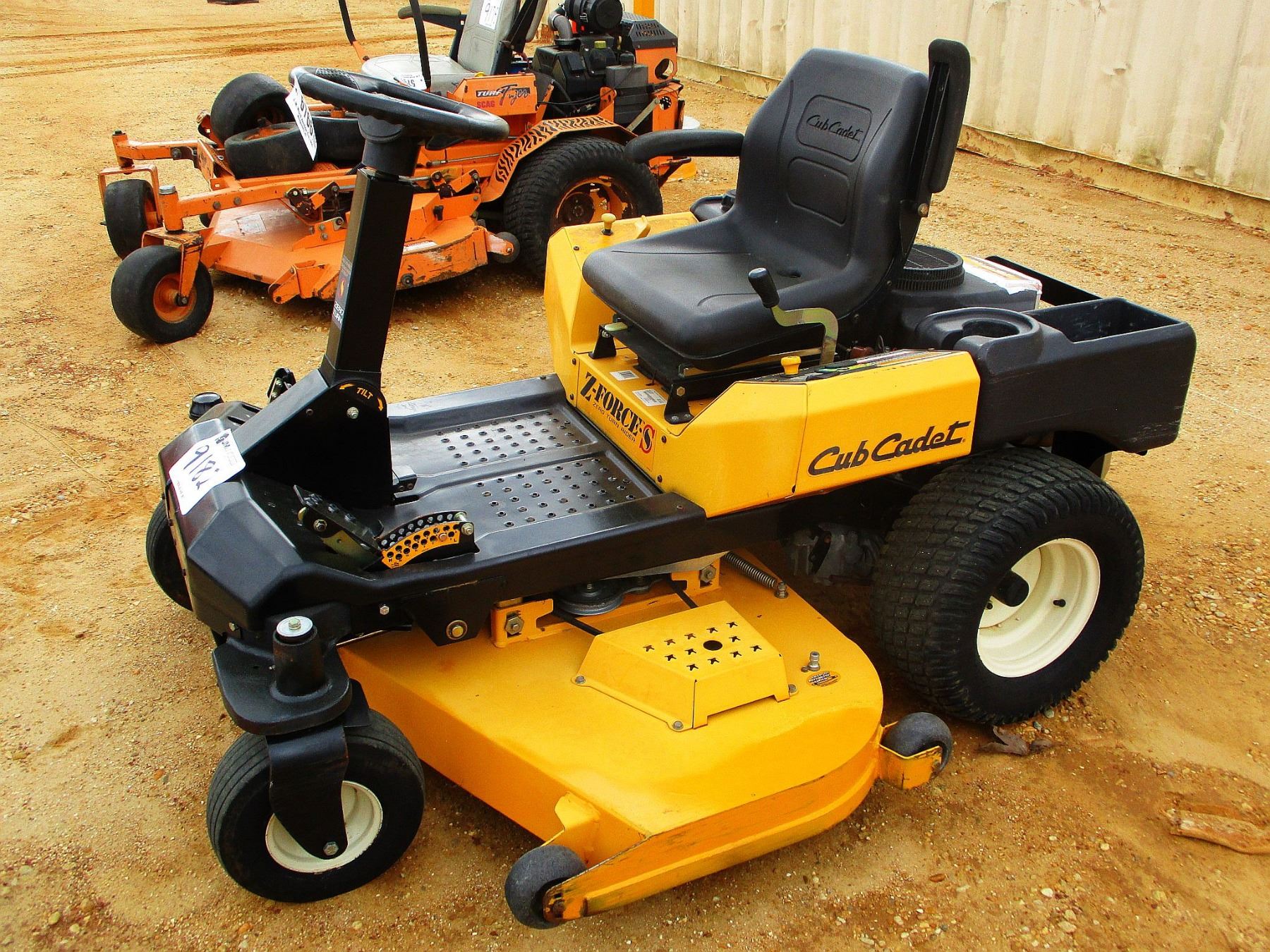 CUB CADET Z FORCE ZERO TURN MOWER VIN SN 1B240Z20026 60 C 5 J M cub-cadet-z-force-zero-turn-mower-vin-sn-1b240z20026-60-c-5-j-m