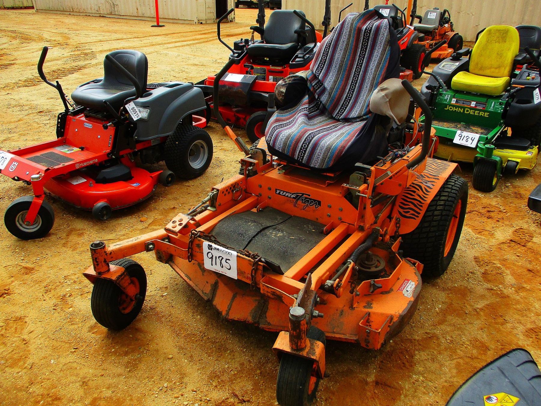 SCAG TURF TIGER ZERO TURN MOWER C 5 SCAG TURF TIGER ZERO TURN MOWER C 5