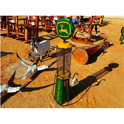 METAL JOHN DEERE FUEL PUMP (C-6)