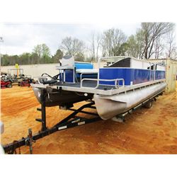 1993 GRUMMAN 24' PONTOON BOAT, VIN/SN:OMCE41360393 - JOHN V-4 OUTBOARD ENGINE, MINN KOTA TROLLINE MO