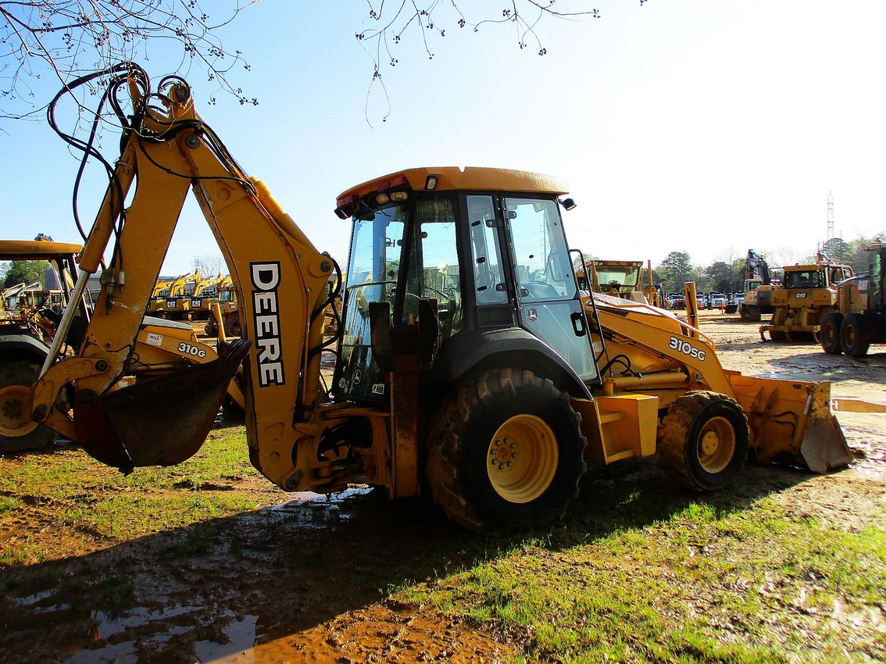 2005 JOHN DEERE 310SG LOADER BACKHOE, VIN/SN951225 4X4, MP BUCKET, E
