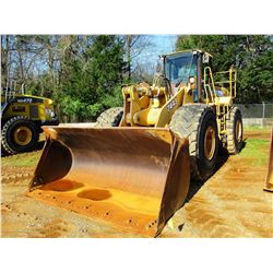 2003 JOHN DEERE 744J WHEEL LOADER, VIN/SN:587207 - BUCKET, CAB, A/C, 29.5R25 TIRES, METER READING 14