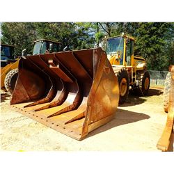 JOHN DEERE 744H WHEEL LOADER, VIN/SN:562446 -WICKER CHIP BUCKET, CAB, A/C, 26.5-25 TIRES