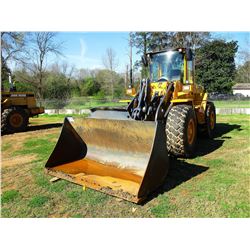 2000 VOLVO L90D WHEEL LOADER, VIN/SN:64181 - BUCKET, FORKS, COUPLER, CAB, A/C, 20.5R25 TIRES