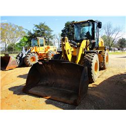 2016 CAT 930M WHEEL LOADER, VIN/SN:KTG01721 - BUCKET, COUPLER, AUX HYD, CAB, A/C, 20.5R-25 TIRES, ME