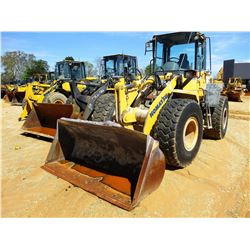 2006 KOMATSU WA200-5 WHEEL LOADER, VIN/SN:68039 - BUCKET, AUX HYD, CAB, A/C, 20.5R25 TIRES, METER RE