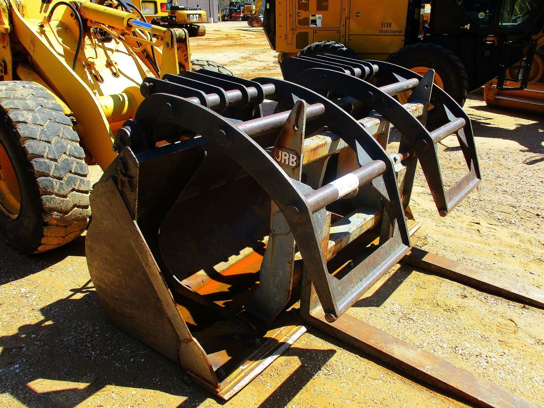 KOMATSU WA1803 WHEEL LOADER, VIN/SN54120 GRAPPLE BUCKET, FORKS