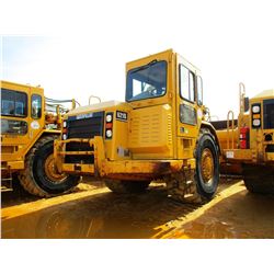 2001 CAT 621G MOTOR SCRAPER, VIN/SN:ALP00356 - CAB, A/C, 33.25R29 TIRES, METER READING 5,988 HOURS (