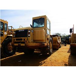 2004 CAT 621G MOTOR SCRAPER, VIN/SN:CEN00323 - CAB, A/C, 33.25-29 TIRES, METER READING 7,434 HOURS