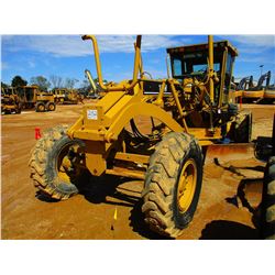 2005 CAT 140H NA MOTOR GRADER, VIN/SN:APM02501 - 14' MOLDBOARD, SCARIFIER, CAB, A/C, METER READING 8