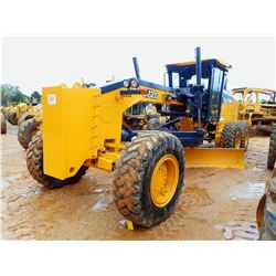 2015 JOHN DEERE 672G MOTOR GRADER, VIN/SN:667046 - 14' MOLDBOARD, REAR RIPPER, PUSH BLOCK, CAB, A/C,