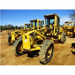 1996 DRESSER 830-B MOTOR GRADER, VIN/SN:202568 - 12' MOLDBOARD, SCARIFIER, CAB, A/C, METER READING 3