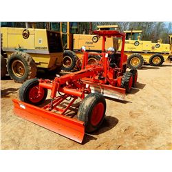 MODEL 801 MOTOR GRADER, VIN/SN:770850 - 7' MOLDBOARD, SCARIFIER, DIESEL ENGINE, BLADE, CANOPY