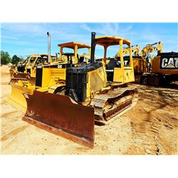 2001 JOHN DEERE 450H CRAWLER TRACTOR, VIN/SN:900630 - 6 WAY BLADE, CANOPY