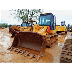 JOHN DEERE 655C CRAWLER LOADER, VIN/SN:006691 - BUCKET, CAB, A/C, METER READING 2,888 HOURS