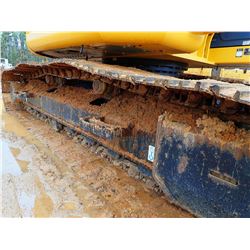 2015 JOHN DEERE 245G LC HYDRAULIC EXCAVATOR, VIN/SN:600759 - 9' STICK, 28" BUCKET, CAB, A/C, METER R