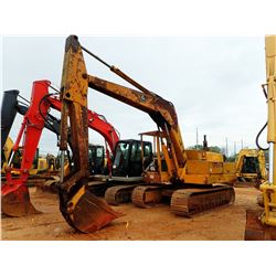 JOHN DEERE 690B HYDRAULIC EXCAVATOR, VIN/SN:690B2233 - 9' STICK, 24" BUCKET, CANOPY