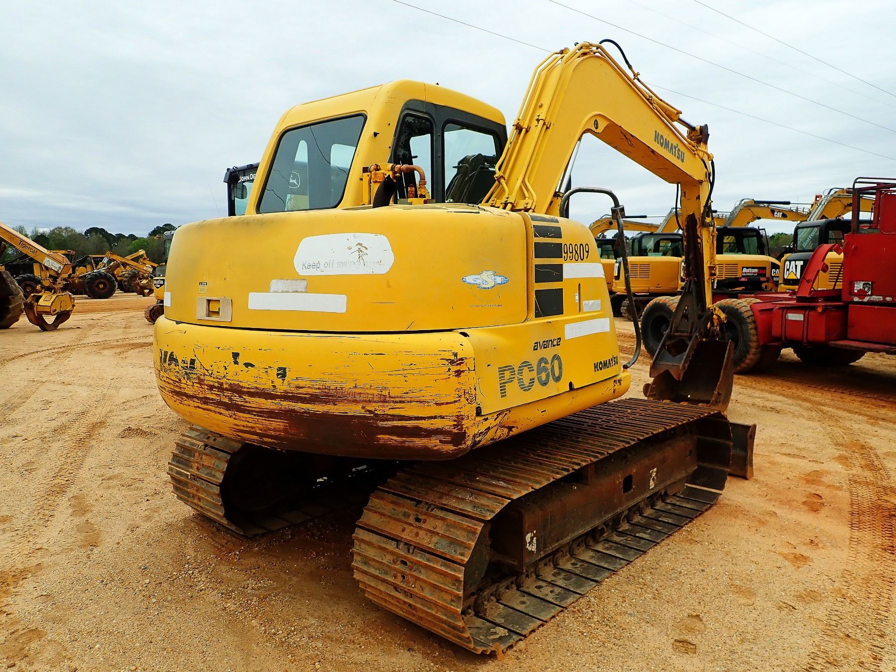 Pc60 KOMATSU PC60-7 MIDI EXCAVATOR, VIN/SN:56233 - 5' STICK, 30