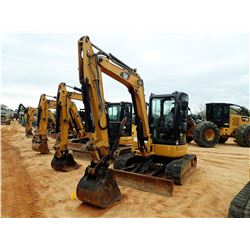 2011 CAT 305.5D CR MINI EXCAVATOR, VIN/SN:FLZ00415 - 6' STICK, 24" BUCKET, HYD THUMB, AUX HYD, BLADE