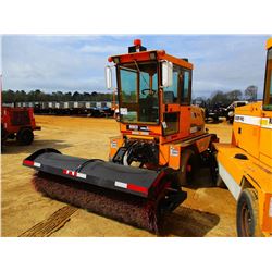 2014 ROSCO CHALLENGER 4910 BROOM, VIN/SN:109390 - CAB, METER READING 1,717 HOURS