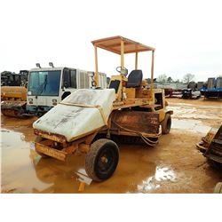 WALDON SM250 BROOM, VIN/SN:26674009 - 8' BROOM, CANOPY, WATER TANK