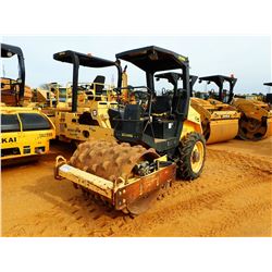 BOMAG 124 PDH-3 ROLLER VIN/SN:901581281115 - VIBRATORY, 48" PADFOOT DRUM, CANOPY, METER READING 1,29