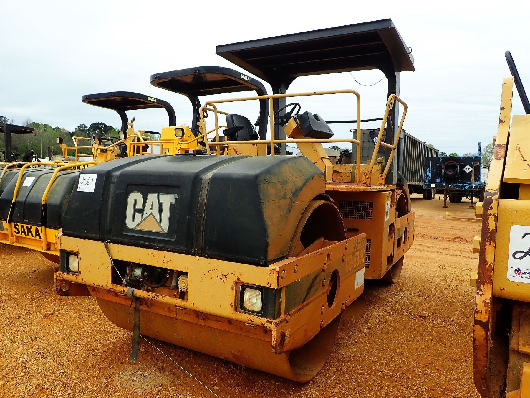 2001 CAT CB 534C ROLLER VIN SN 5HN00764 TANDEM 2001 CAT CB 534C ROLLER VIN SN 5HN00764 TANDEM