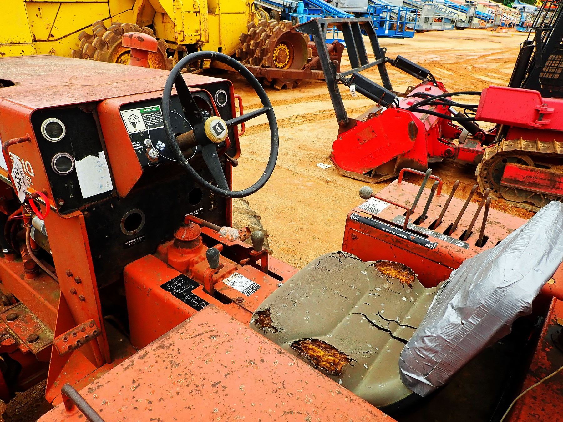 DITCH WITCH 6510 TRENCHER, VIN/SN:654456 - 4X4, DIESEL ENGINE, A645 ...