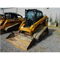 2015 CAT 279D SKID STEER LOADER, VIN/SN:GTL02038 - TWO SPEED, CRAWLER, BUCKET, CAB, A/C, METER READI