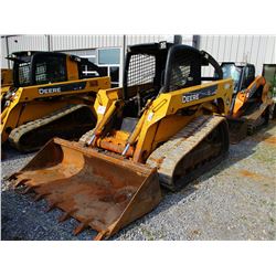 2006 JOHN DEERE CT332 SKID STEER LOADER, VIN/SN:123408 - CRAWLER, BUCKET, CANOPY, METER READING 3,35