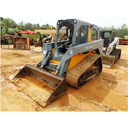 JOHN DEERE 333D SKID STEER LOADER, VIN/SN:200535 - GP BUCKET, CANOPY, METER READING 1,575 HOURS