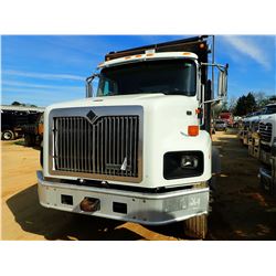2001 INTERNATIONAL 5600i DUMP, VIN/SN:1HTXHAHT61J004497 - T/A, ISM 305B CUMMINS DIESEL ENGINE, 8LL T