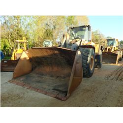 VOLVO L220G WHEEL LOADER, VIN/SN:12901 - BUCKET, RIDE CONTROL, AUTO LUBE, CAB, A/C, 875/65R29 TIRES,