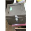 Image 1 : Metal Ammo Box