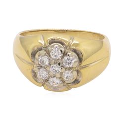 0.5 ctw Diamond Ring - 14KT Yellow Gold