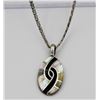 Image 2 : .925 NECKLACE WITH ABALONE SHELL PENDANT STERLING SILVER NECKLACE WITH ABALONE SHELL PENDANT ON A 21