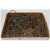 Image 1 : FLAT OF ASSORTED NECKLACES
