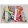 Image 1 : BAG OF ASSORTED CANDY