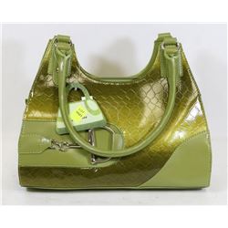 GREEN SNAKESKIN STYLE HANDBAG